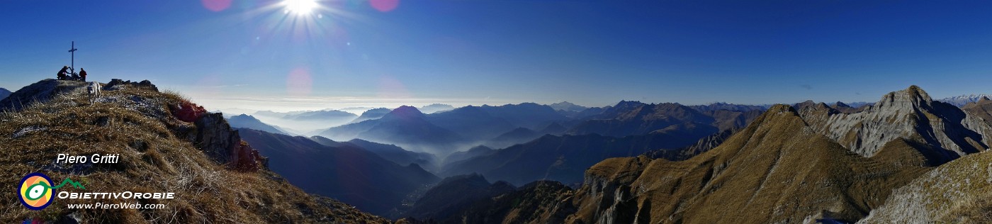 71 Dalla vetta del Monte Secco panorama a sud.jpg